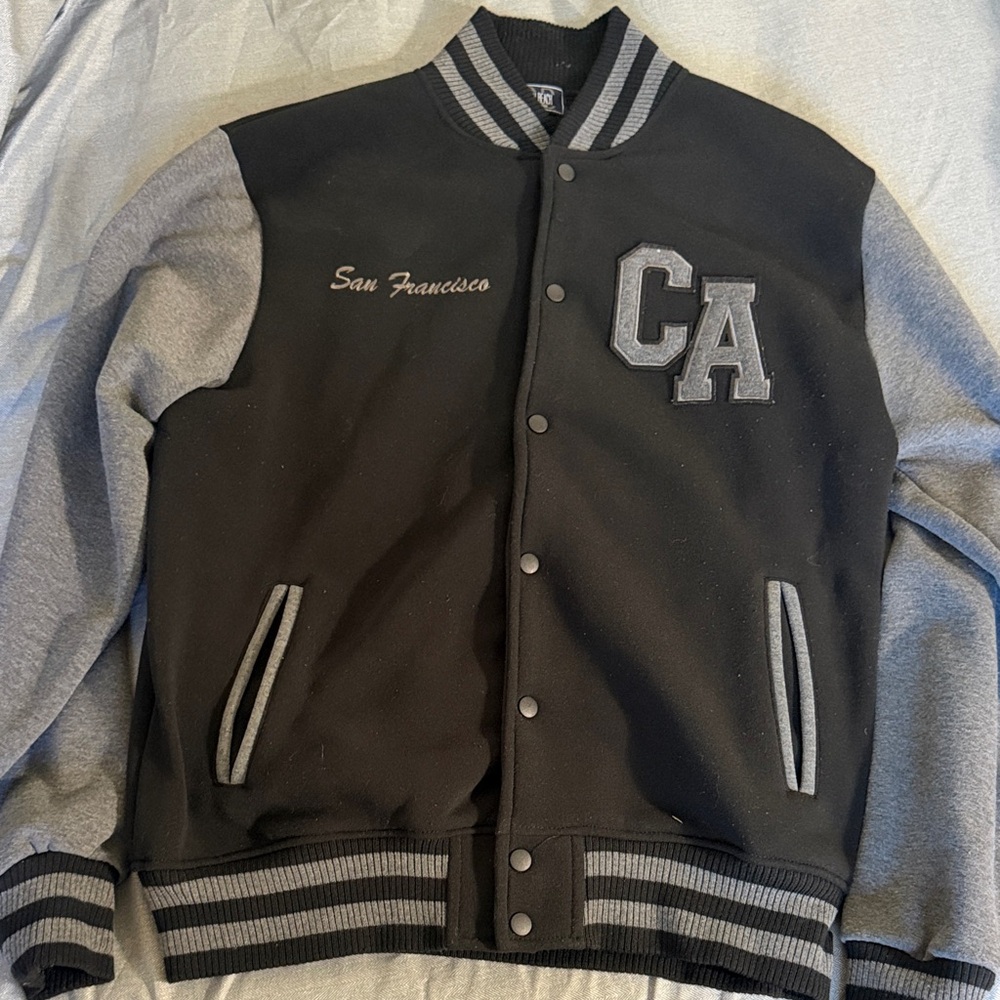 San Francisco CA Two-Tone Varsity Jacket - Black & Gray